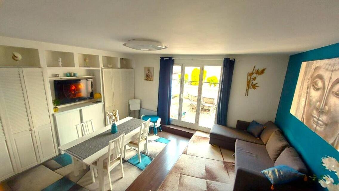 Appartement Familial Pour 6 Adultes Et 5 Enfants A 10 Min De Disney Bailly-Romainvilliers Kültér fotó